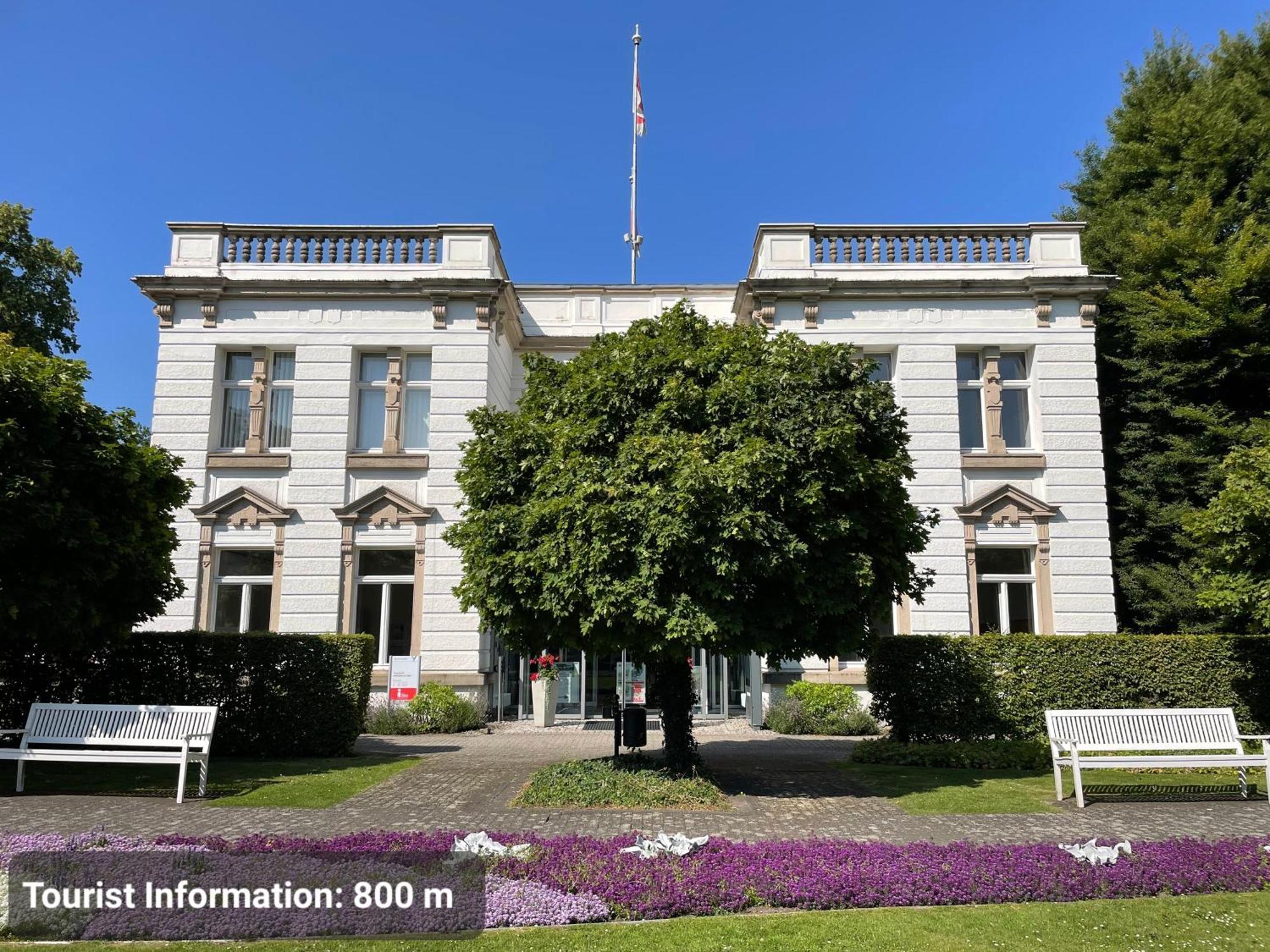 Top-Lage, 400 M Bis Gop, Bali-Therme Und Kurpark - Hdz - Parkplatz Bad Oeynhausen Luaran gambar